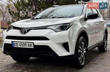 Внедорожник / Кроссовер Toyota RAV4 2016 в Львове