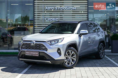 Внедорожник / Кроссовер Toyota RAV4 2022 в Львове