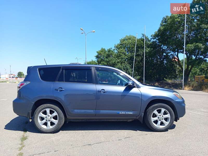 Позашляховик / Кросовер Toyota RAV4 2012 в Одесі
