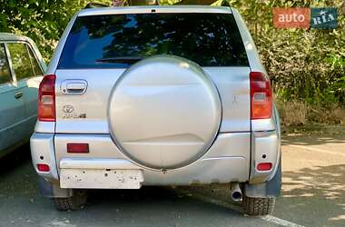 Внедорожник / Кроссовер Toyota RAV4 2002 в 
