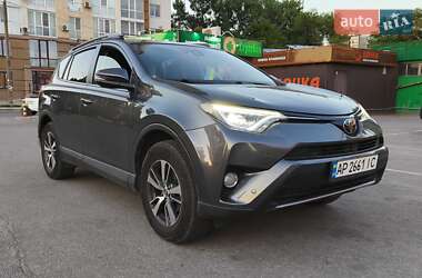 Внедорожник / Кроссовер Toyota RAV4 2016 в Запорожье