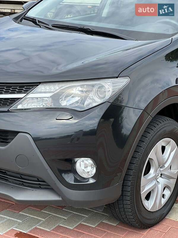 Позашляховик / Кросовер Toyota RAV4 2013 в Білій Церкві