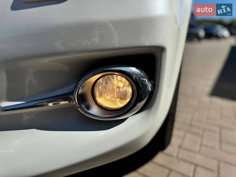 Позашляховик / Кросовер Toyota RAV4 2010 в Кривому Розі