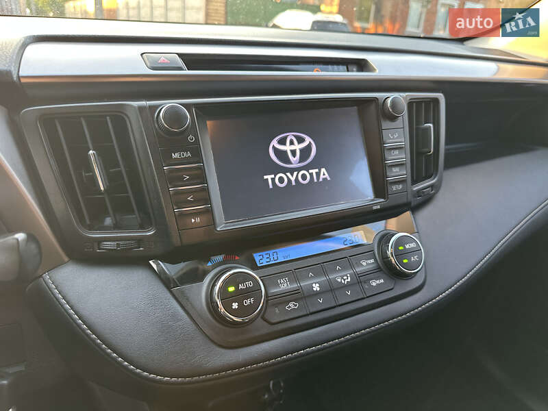 Внедорожник / Кроссовер Toyota RAV4 2016 в Валках фото 16 Внедорожник / Кроссовер Toyota RAV4 2016 в Валках