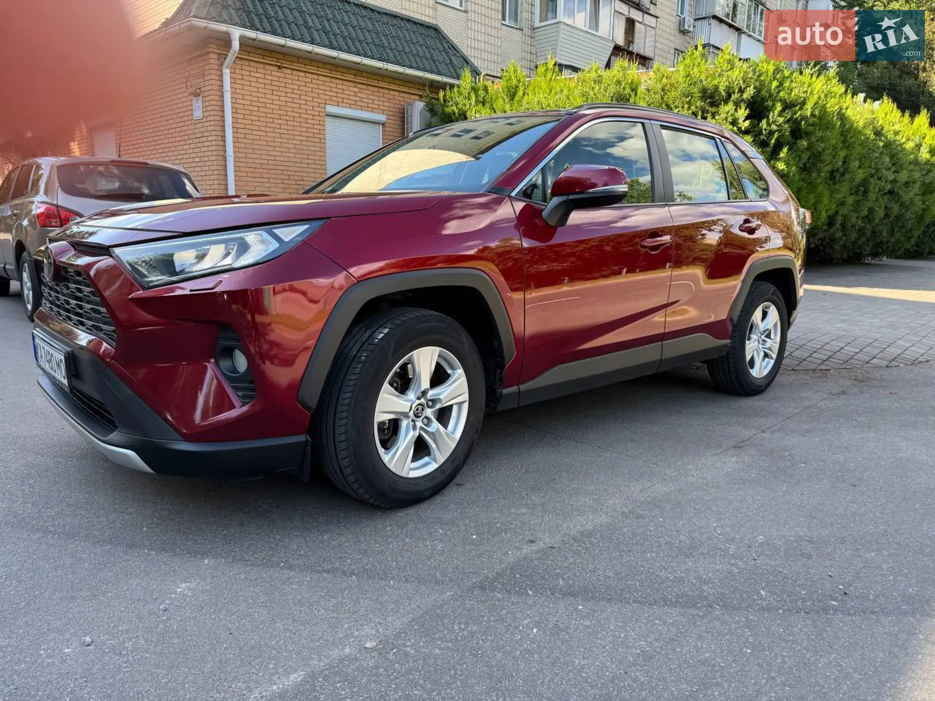 2019 Toyota RAV 4 - фото 1