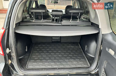 Внедорожник / Кроссовер Toyota RAV4 2007 в 