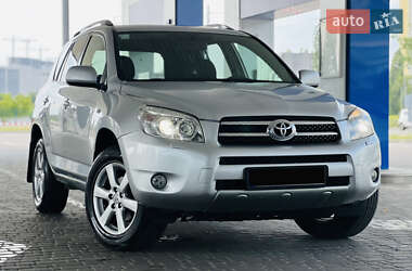 Внедорожник / Кроссовер Toyota RAV4 2007 в Киеве