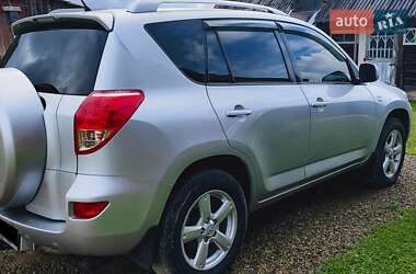 Позашляховик / Кросовер Toyota RAV4 2009 в 