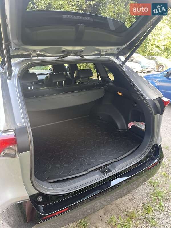 Позашляховик / Кросовер Toyota RAV4 2021 в Кропивницькому