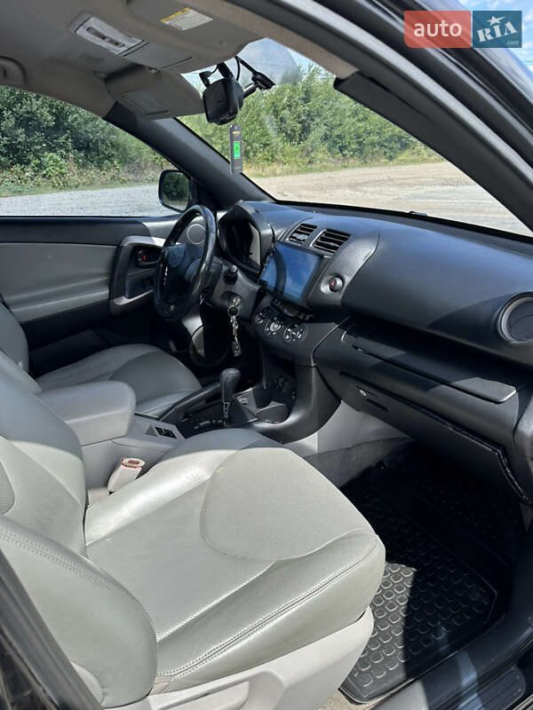 Внедорожник / Кроссовер Toyota RAV4 2007 в Заболотове