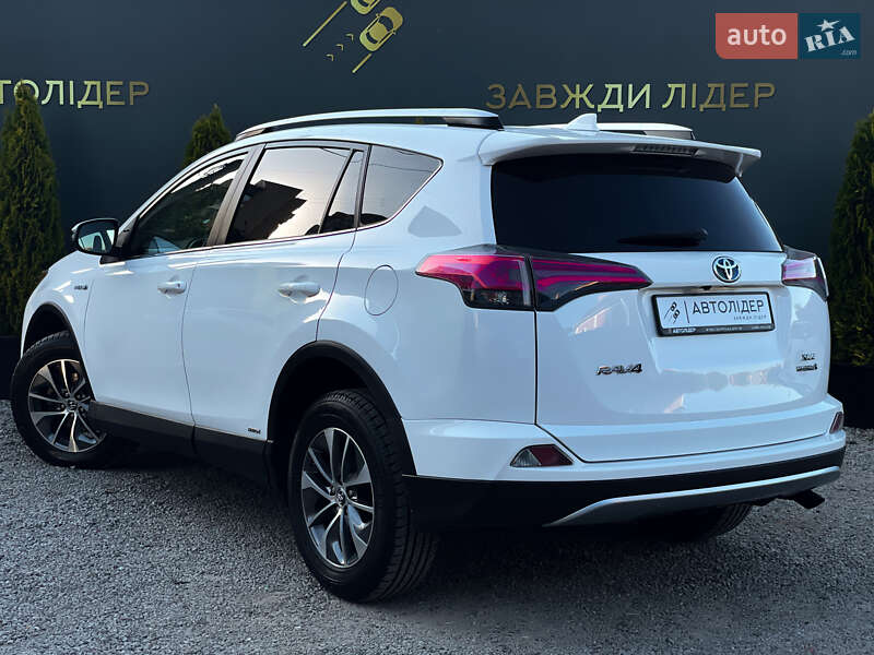 Внедорожник / Кроссовер Toyota RAV4 2016 в Одессе