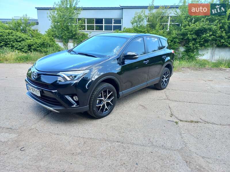 Toyota RAV4 2017