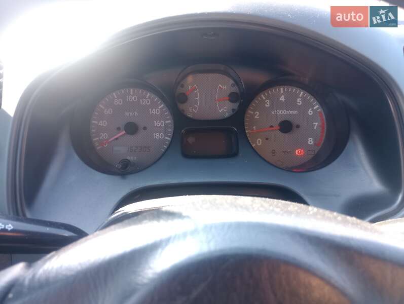 Внедорожник / Кроссовер Toyota RAV4 1998 в Броварах