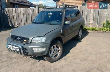 Внедорожник / Кроссовер Toyota RAV4 1998 в Броварах