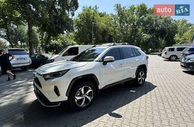 Внедорожник / Кроссовер Toyota RAV4 2021 в Александрие