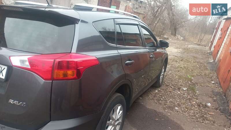 Toyota RAV4 2013