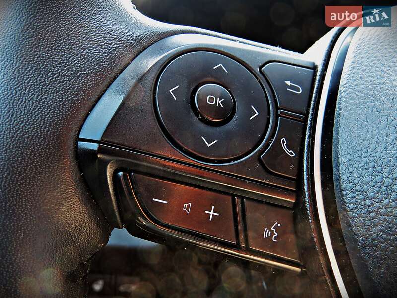 Внедорожник / Кроссовер Toyota RAV4 2022 в Черкассах