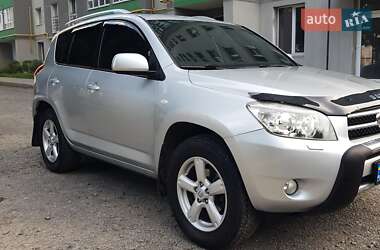 Позашляховик / Кросовер Toyota RAV4 2007 в Полтаві