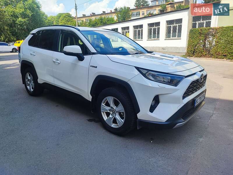 Позашляховик / Кросовер Toyota RAV4 2019 в Києві