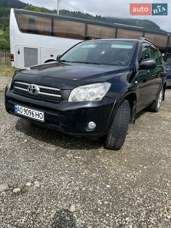 Позашляховик / Кросовер Toyota RAV4 2006 в Рахові