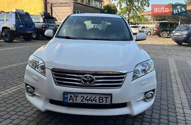 Внедорожник / Кроссовер Toyota RAV4 2011 в Коломые