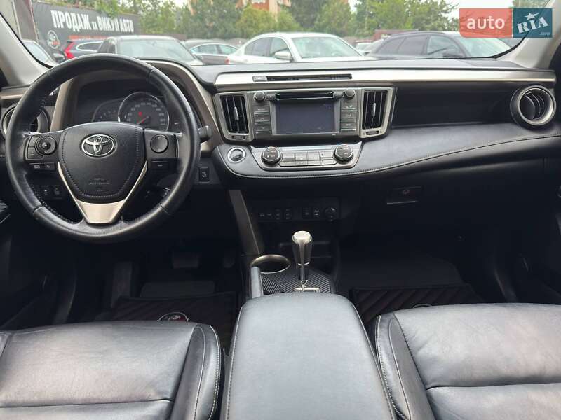 Позашляховик / Кросовер Toyota RAV4 2013 в Харкові