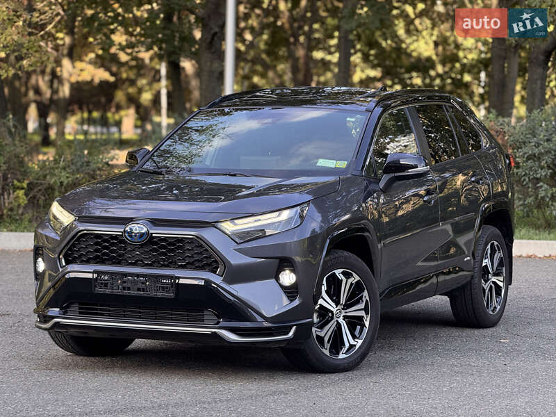 Внедорожник / Кроссовер Toyota RAV4 2022 в Одессе