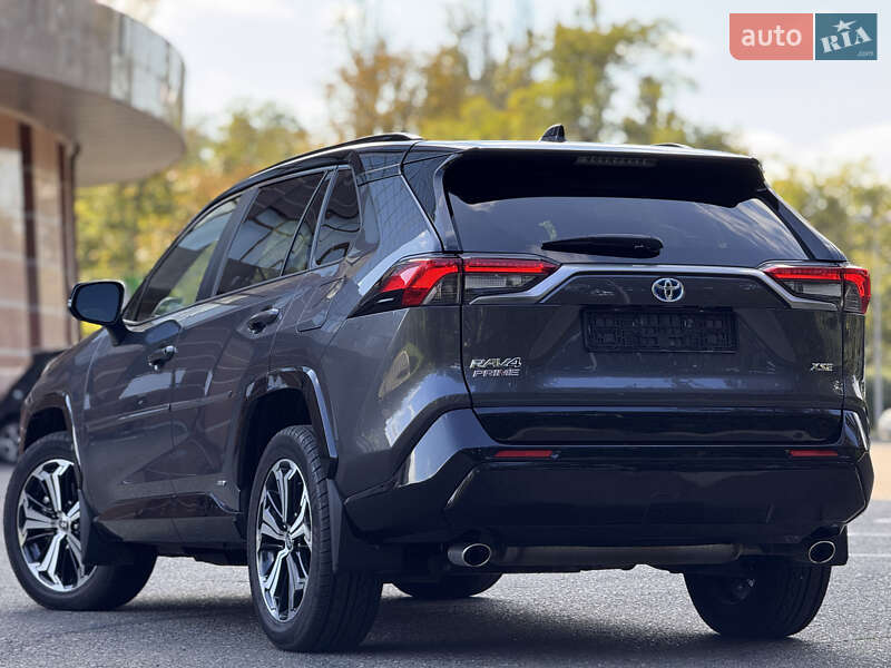 Внедорожник / Кроссовер Toyota RAV4 2022 в Одессе