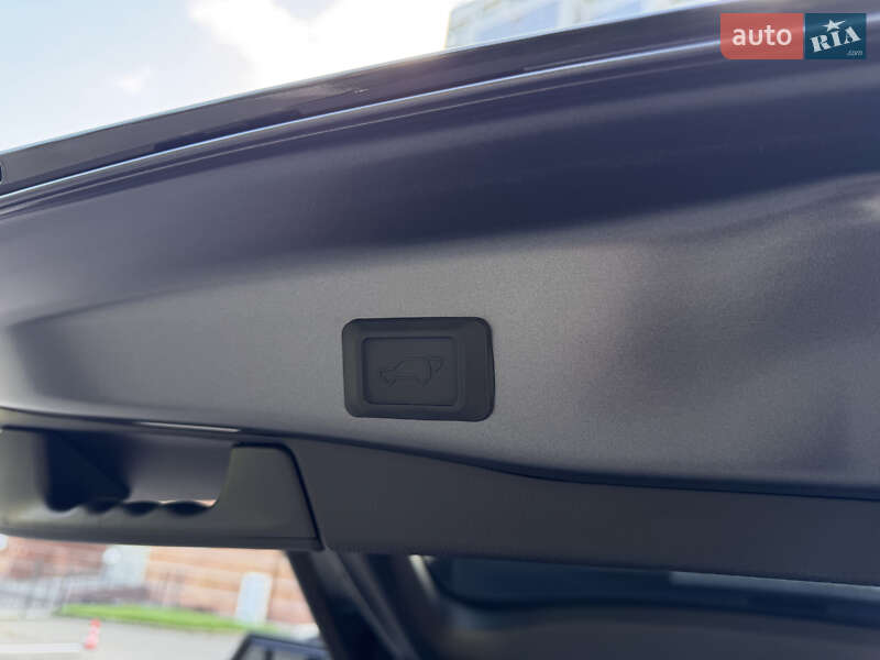 Внедорожник / Кроссовер Toyota RAV4 2022 в Одессе