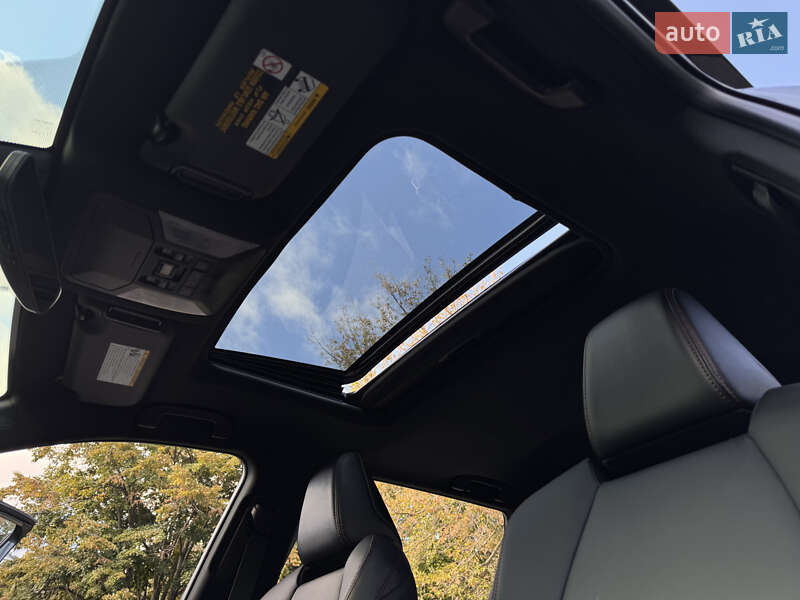 Внедорожник / Кроссовер Toyota RAV4 2022 в Одессе