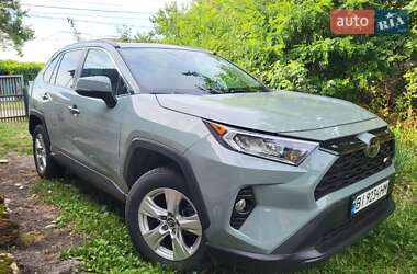 Внедорожник / Кроссовер Toyota RAV4 2019 в Харькове