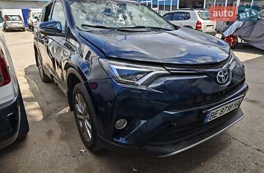 Внедорожник / Кроссовер Toyota RAV4 2017 в Николаеве