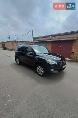 Внедорожник / Кроссовер Toyota RAV4 2010 в Черкассах