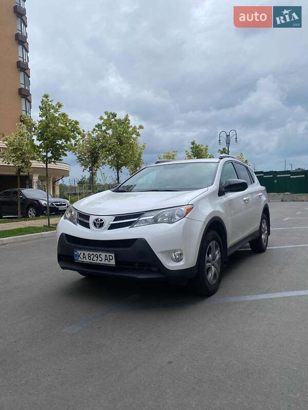 Toyota RAV4 2014