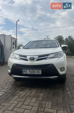 Внедорожник / Кроссовер Toyota RAV4 2013 в Днепре