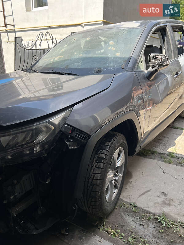 Toyota RAV4 2021