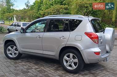 Внедорожник / Кроссовер Toyota RAV4 2006 в 