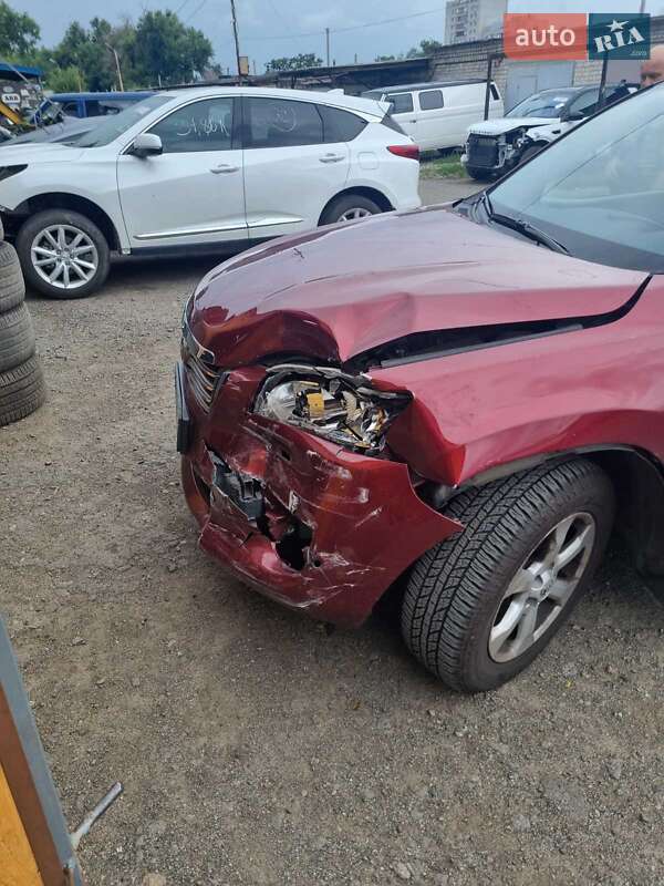Внедорожник / Кроссовер Toyota RAV4 2010 в Киеве