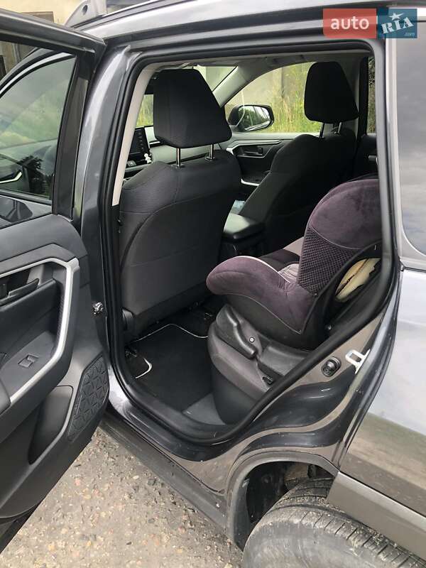 Позашляховик / Кросовер Toyota RAV4 2019 в Сокалі