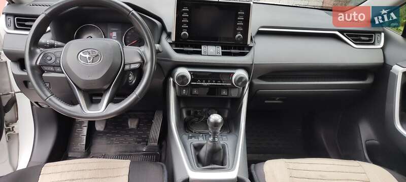 Позашляховик / Кросовер Toyota RAV4 2019 в Борисполі
