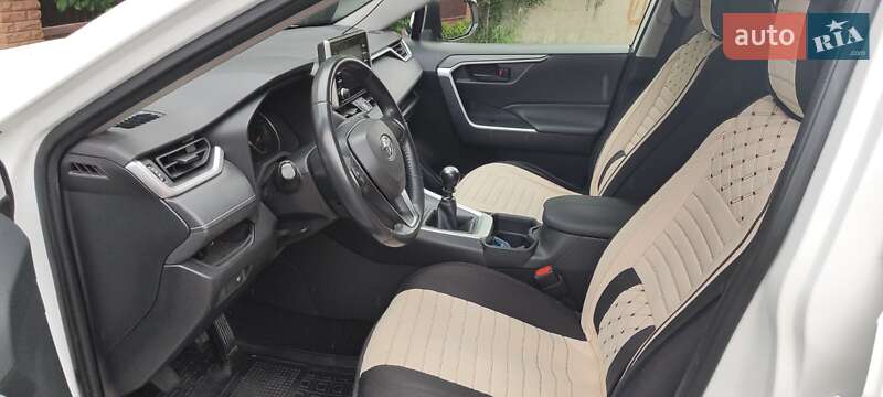 Позашляховик / Кросовер Toyota RAV4 2019 в Борисполі
