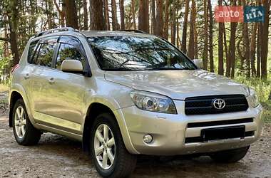 Внедорожник / Кроссовер Toyota RAV4 2008 в Киеве