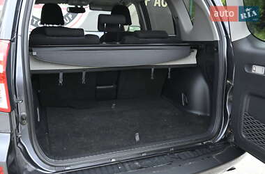 Позашляховик / Кросовер Toyota RAV4 2012 в 