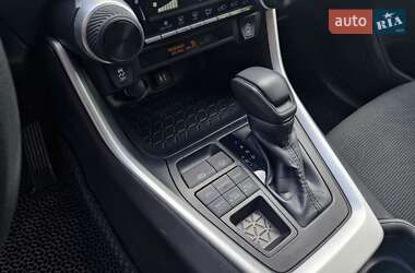Позашляховик / Кросовер Toyota RAV4 2019 в Миколаєві