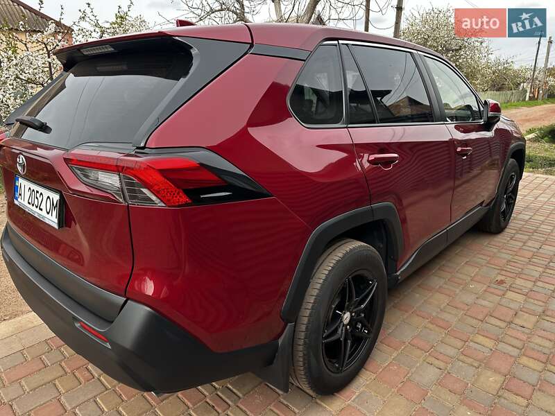 Внедорожник / Кроссовер Toyota RAV4 2019 в Кривом Роге фото 2 Внедорожник / Кроссовер Toyota RAV4 2019 в Кривом Роге