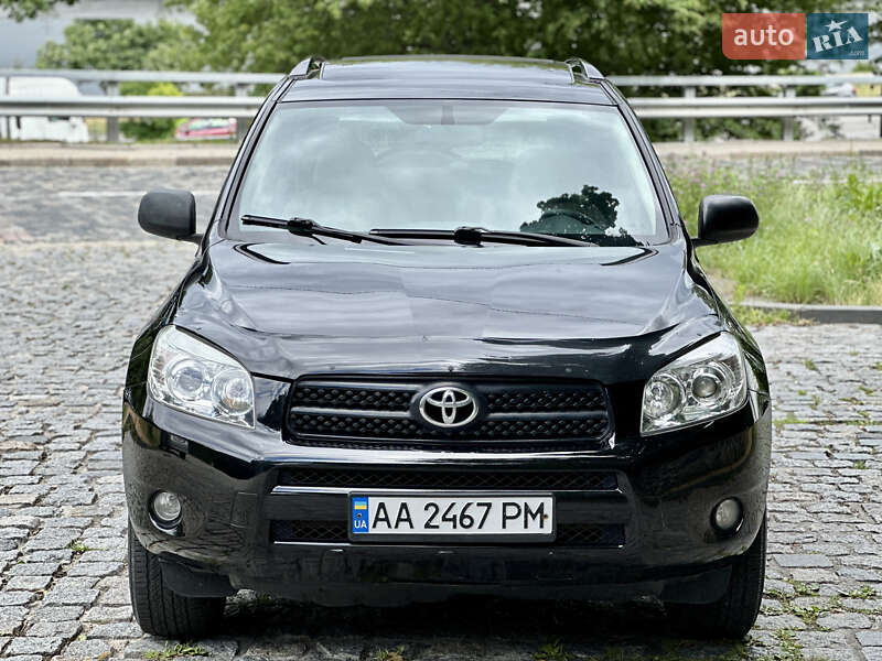 Позашляховик / Кросовер Toyota RAV4 2006 в Києві