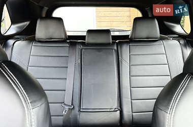 Внедорожник / Кроссовер Toyota RAV4 2023 в 