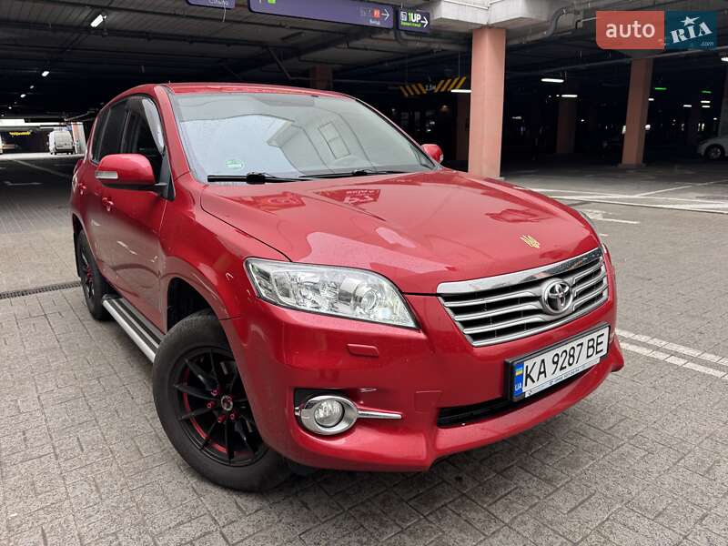 Toyota RAV4 2010
