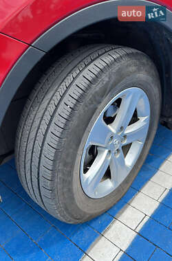 Внедорожник / Кроссовер Toyota RAV4 2013 в 