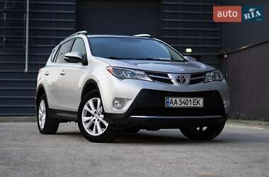 Внедорожник / Кроссовер Toyota RAV4 2015 в Киеве